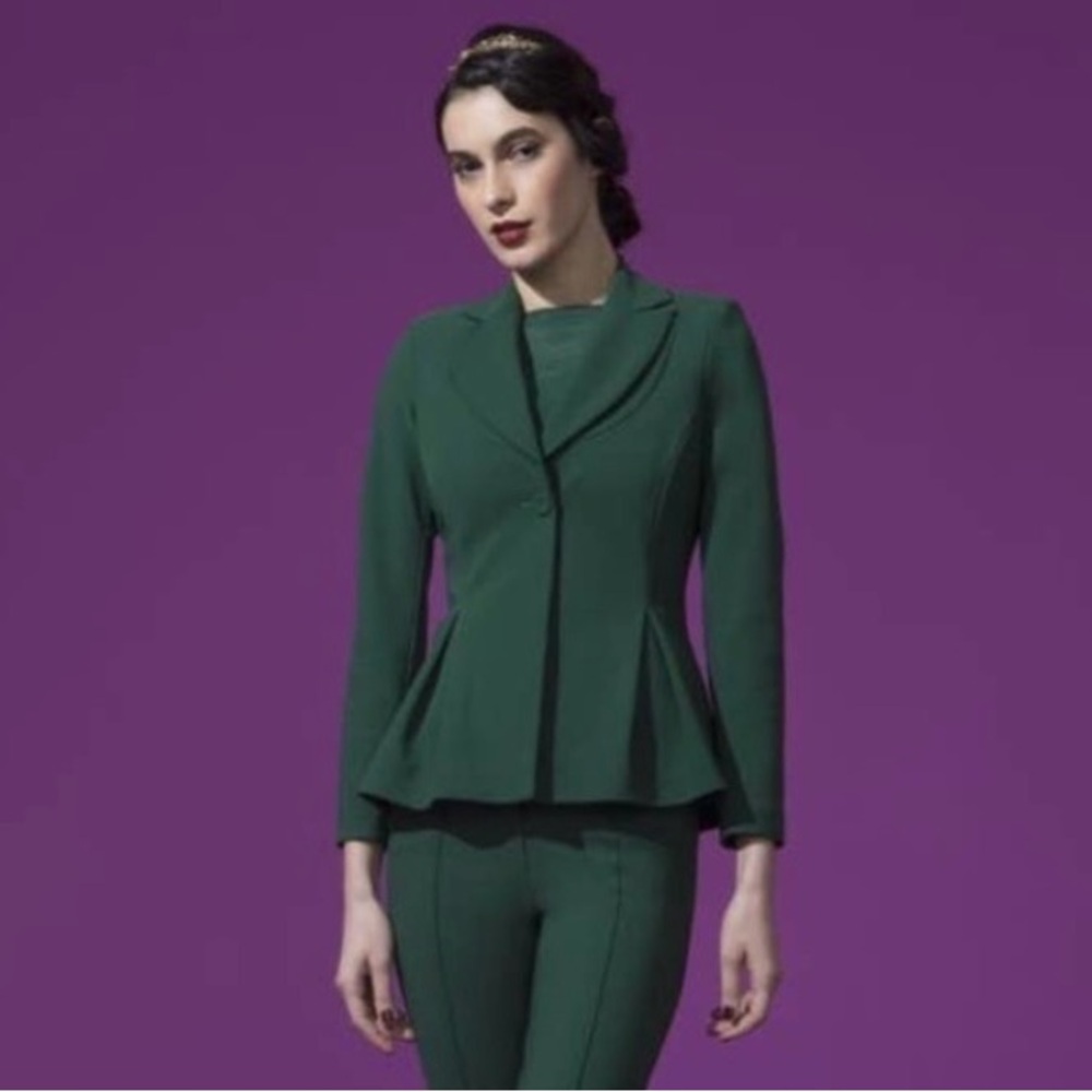 Chiara Boni brand new luxury blazer in a rich green color-HUGE DISCOUNT